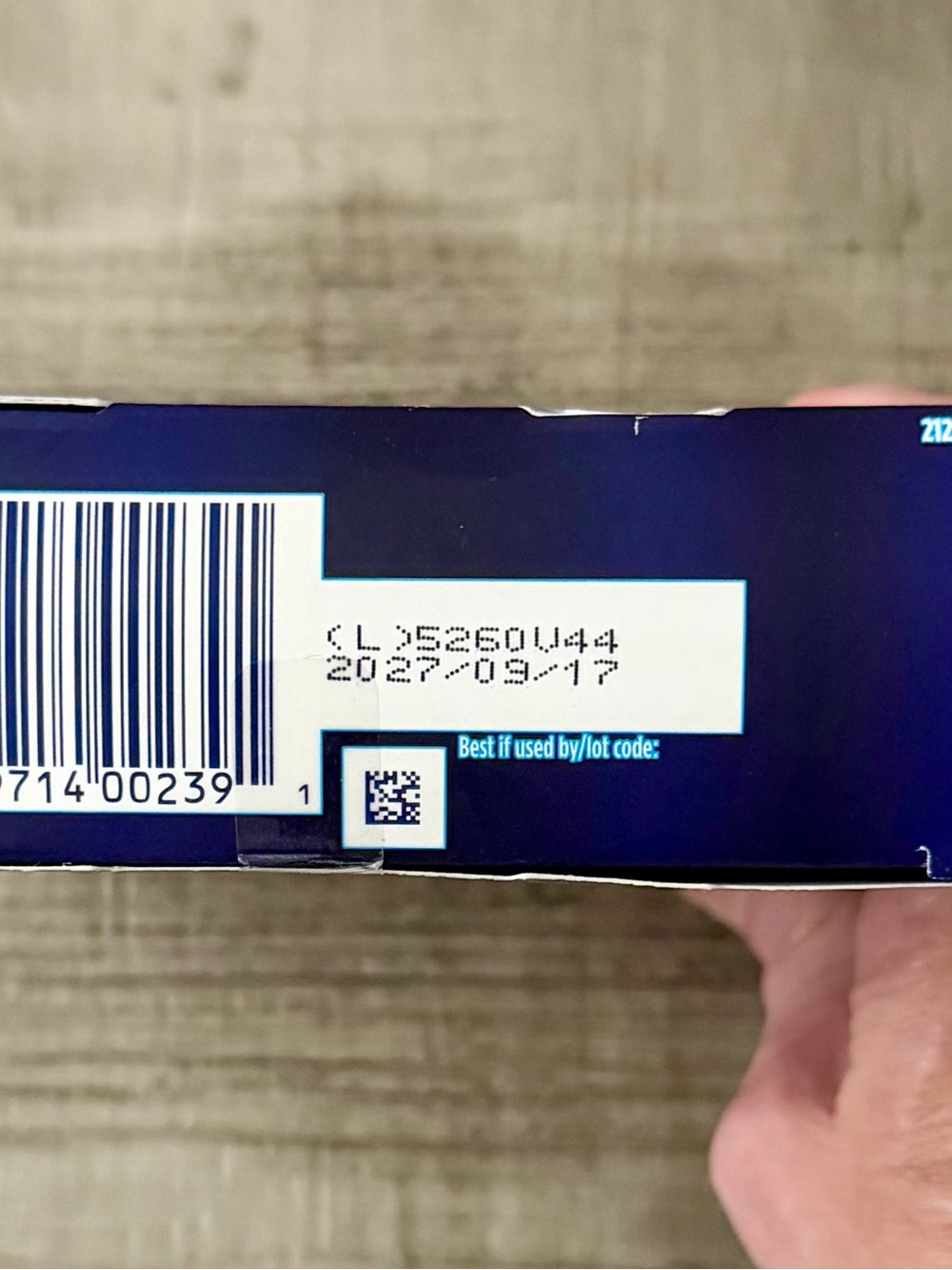 Crest 3D Whitestrips Professional Effects - NEW IN BOX - Picture 3 of 4
